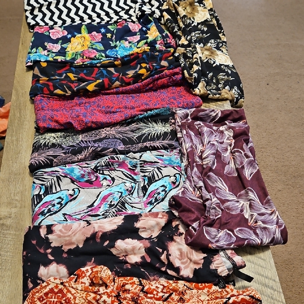 10 Pair of Leggings